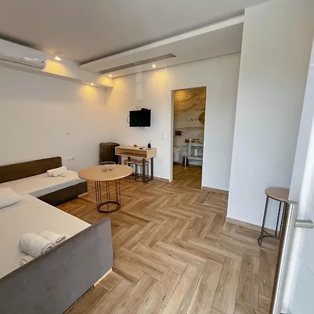 Coral Boutique Apartment Ofrínion