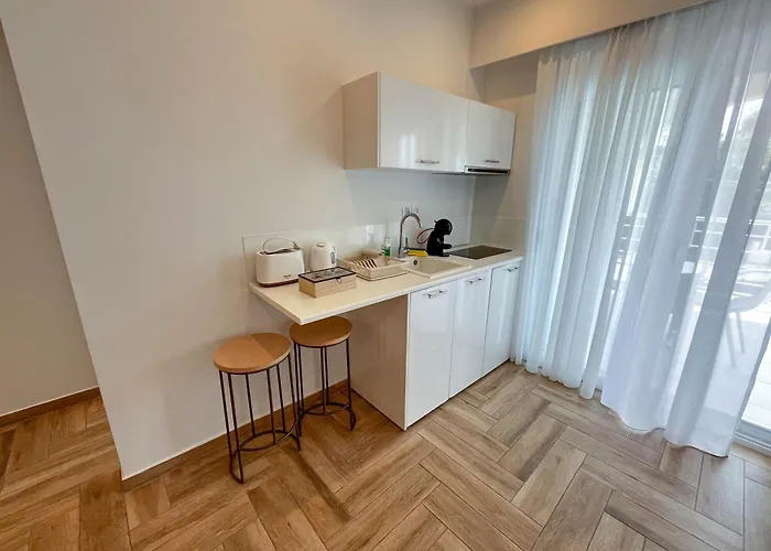 Coral Boutique Apartment Ofrínion