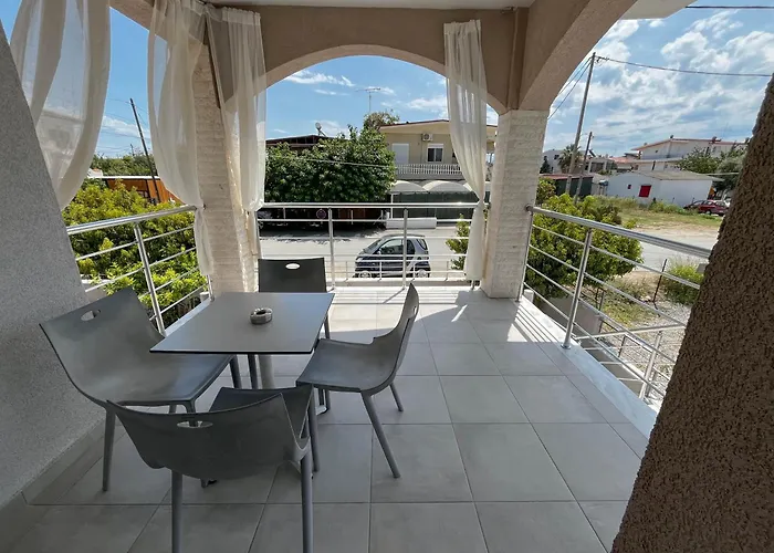 Apartment Coral Boutique Ofrínion