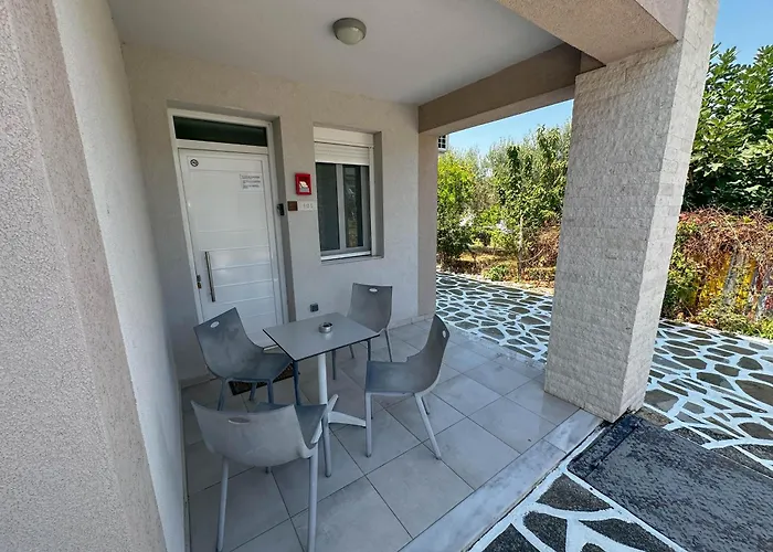 Apartment Coral Boutique Ofrínion