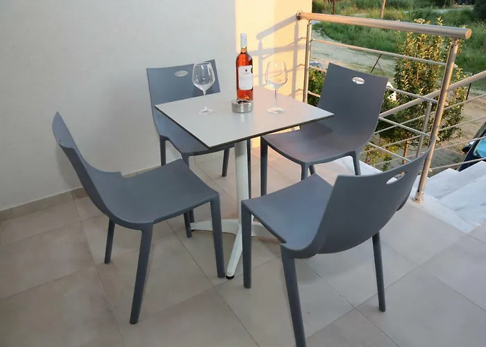 Coral Boutique Apartment Ofrínion